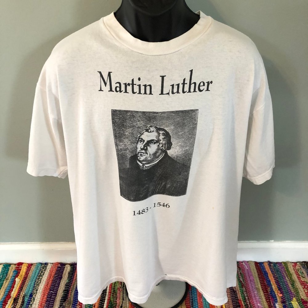 90s Martin Luther Shirt God Quote 1483 - 1546 XL
